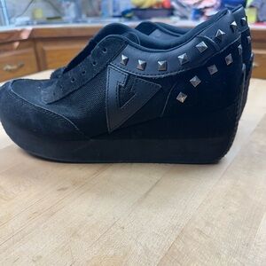 *NOT AVAILABLE * Volatile Black leather trainers with studded side detail